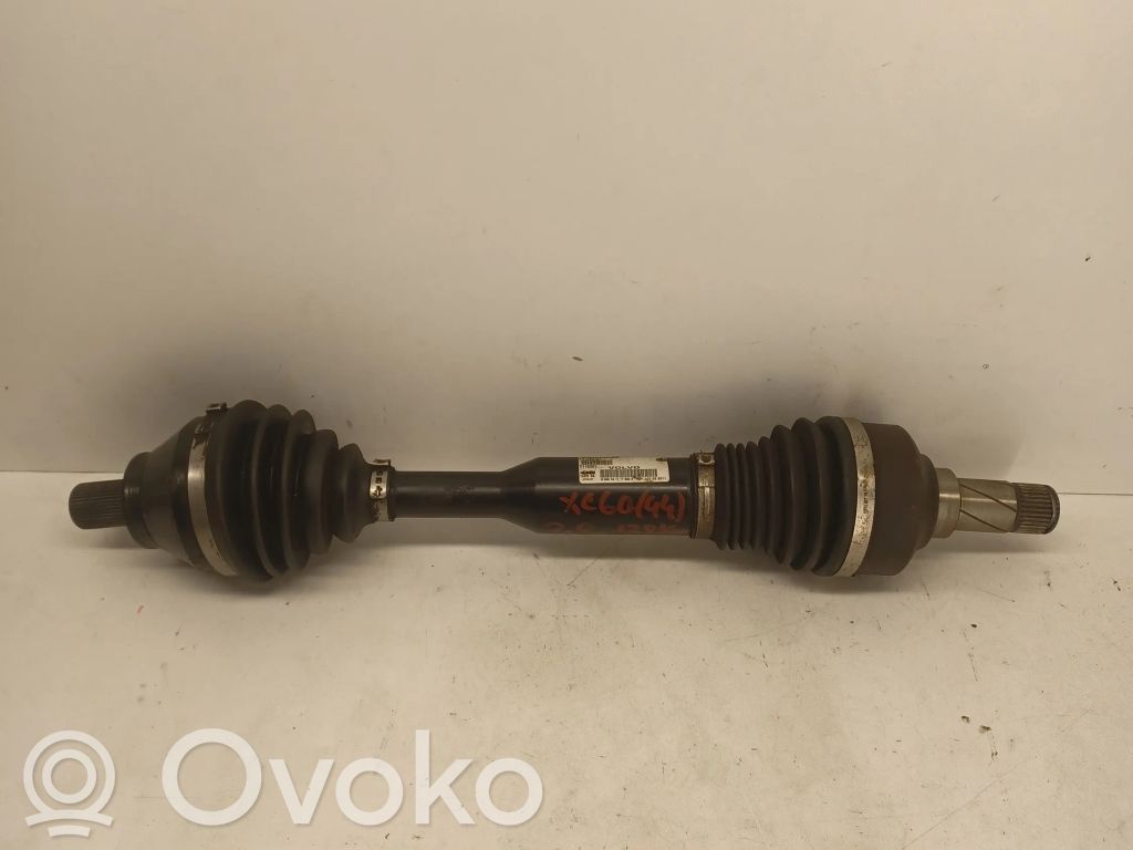 Volvo XC60 Priekinis pusašis 