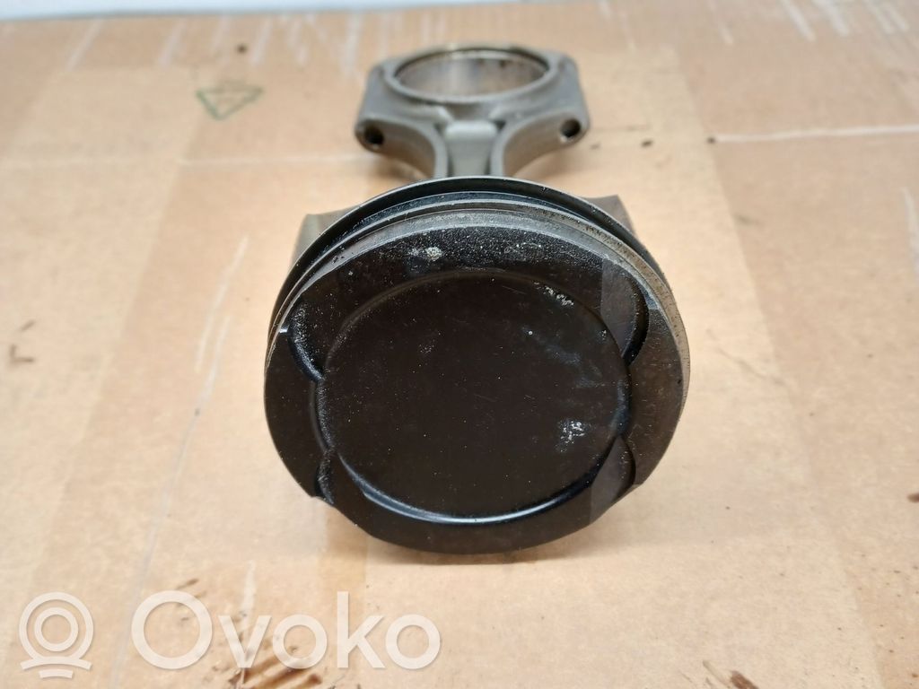 Volvo XC60 Pistón con biela 