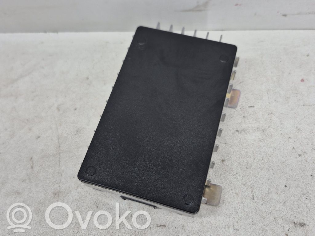 Volvo XC40 Wireless charging module 