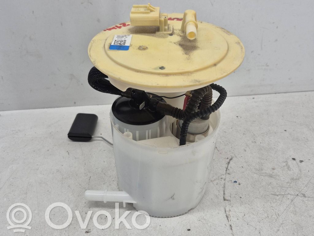 Bomba interna de combustible   68521565AA