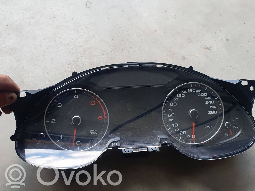 Audi A4 S4 B8 8K Licznik / Prędkościomierz 