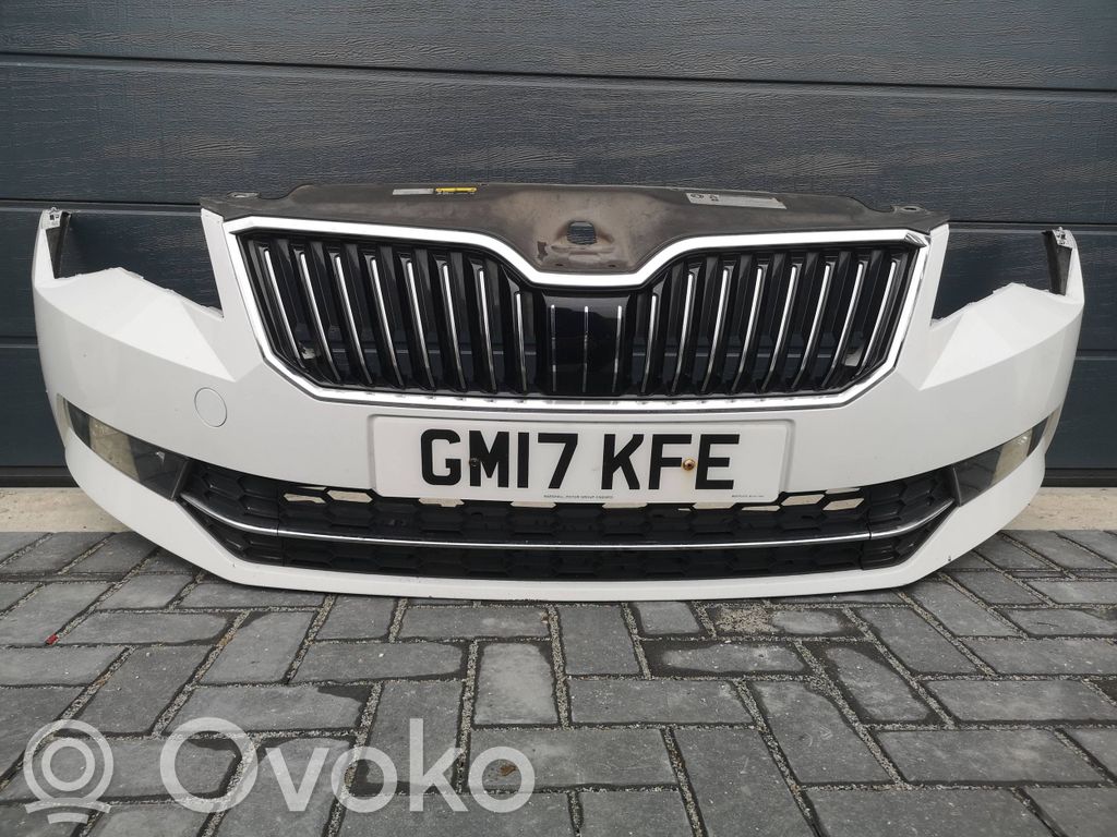 Front bumper   3V0807221,3V0853653B,3V0807611