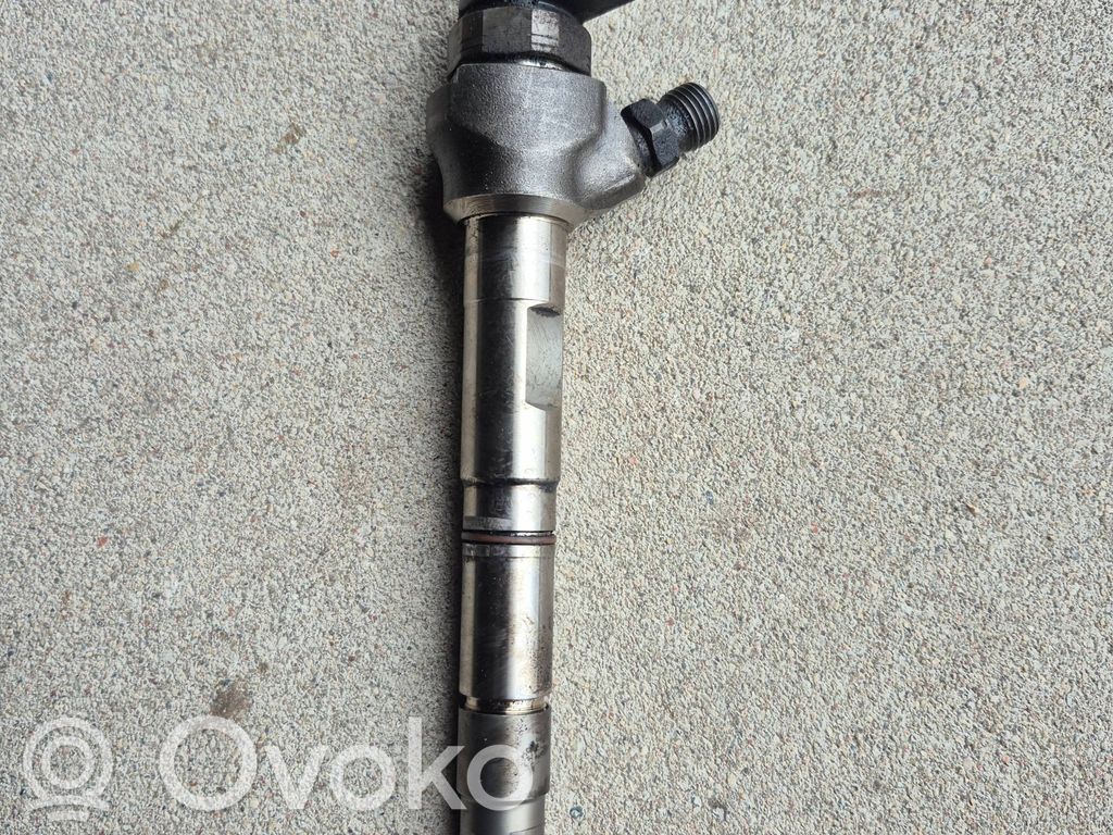 Inyector de combustible   04L130277AC