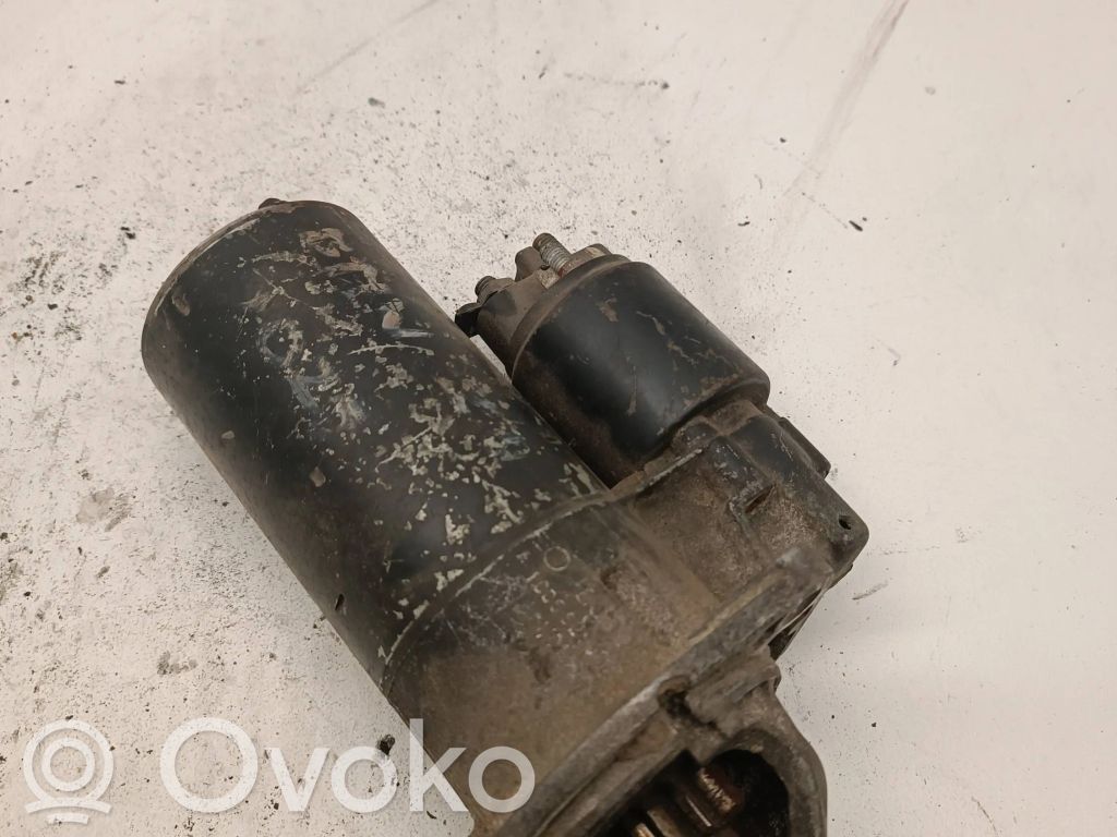 BMW 5 E34 Rozrusznik 