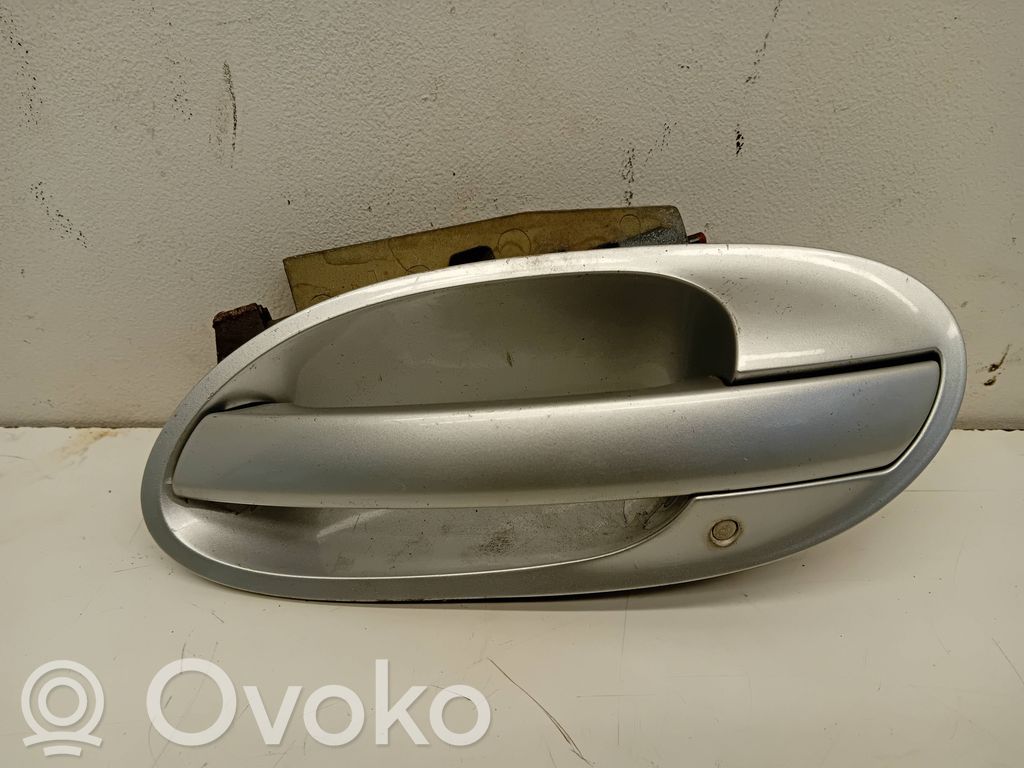 BMW 7 E65 E66 Ārējais atvēršanas rokturis 