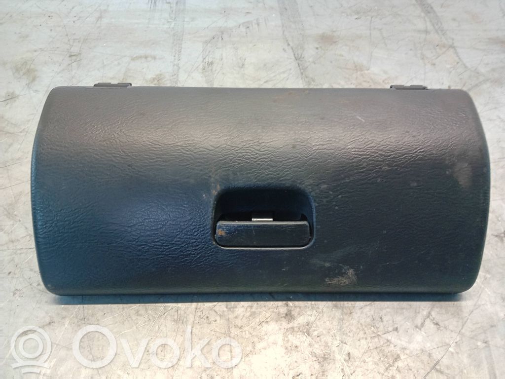Jeep Cherokee KJ Schowek deski rozdzielczej 
