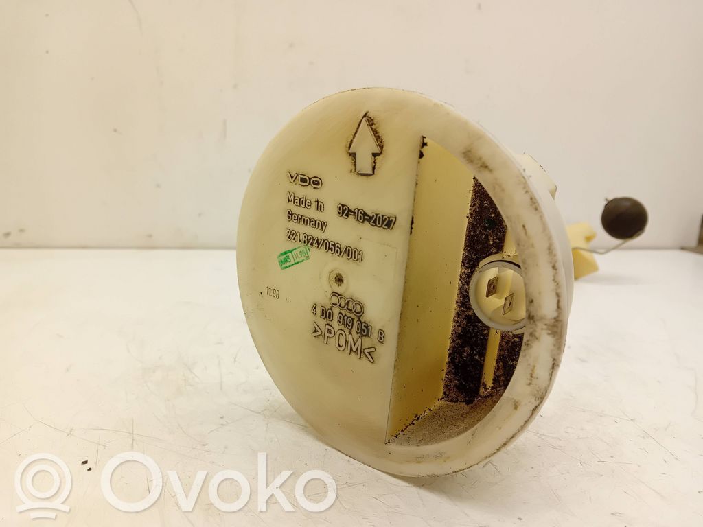 Audi A8 S8 D2 4D Senzor nivel combustibil 