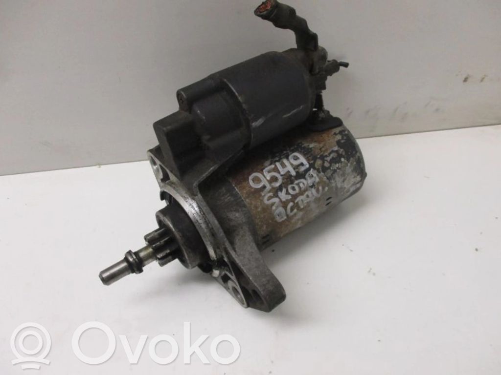 Motor de arranque   020911023M