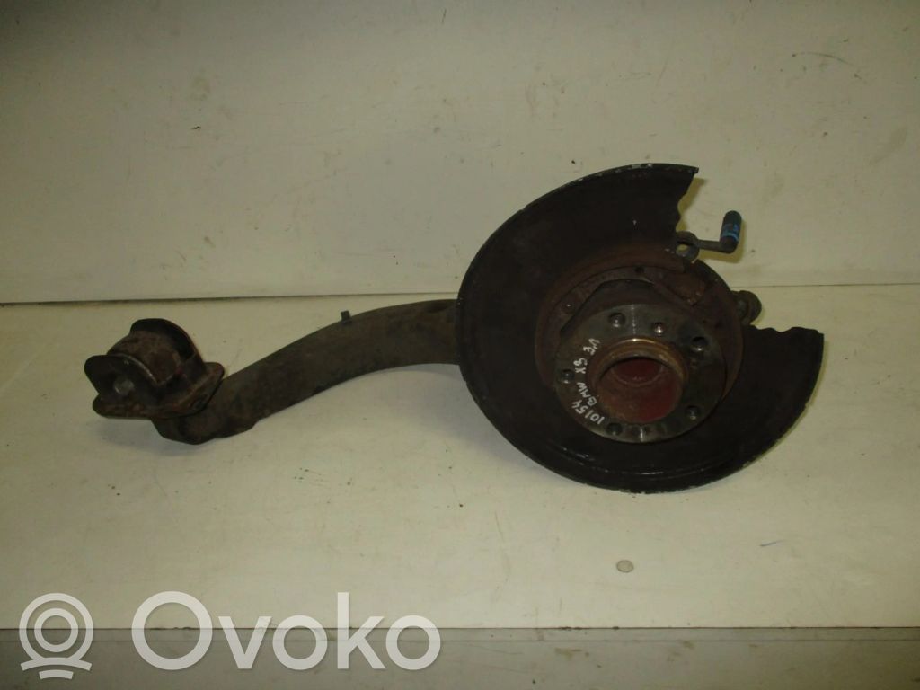 BMW X3 E83 Aizmugurē riteņa rumbas vārpstas šarnīrs (stupica, capfa) 