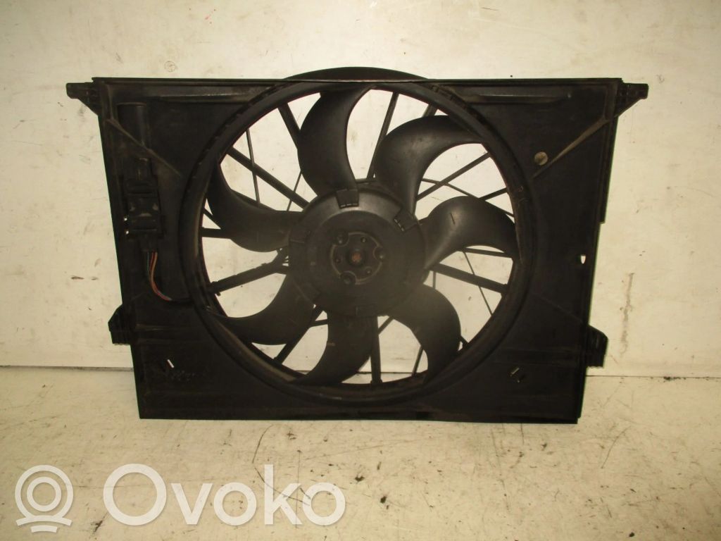 Mercedes-Benz CLS C219 Ventilator electric răcire radiator 