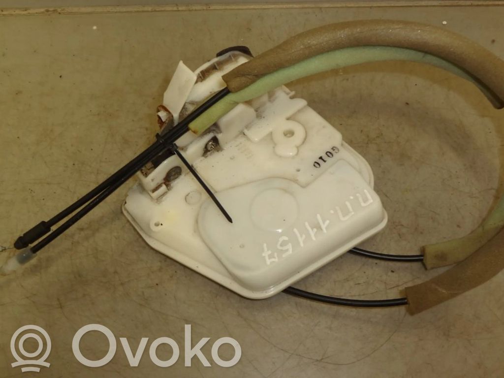 Mazda 6 Front door lock 