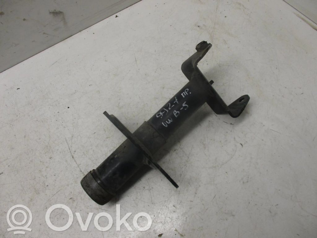 Front bumper mounting bracket   3B0807134