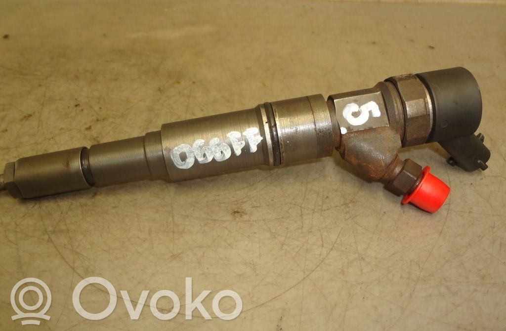 Inyector de combustible   0445110049,7785983