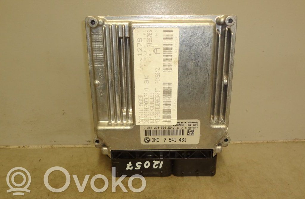 BMW 3 E46 Engine control unit/module 