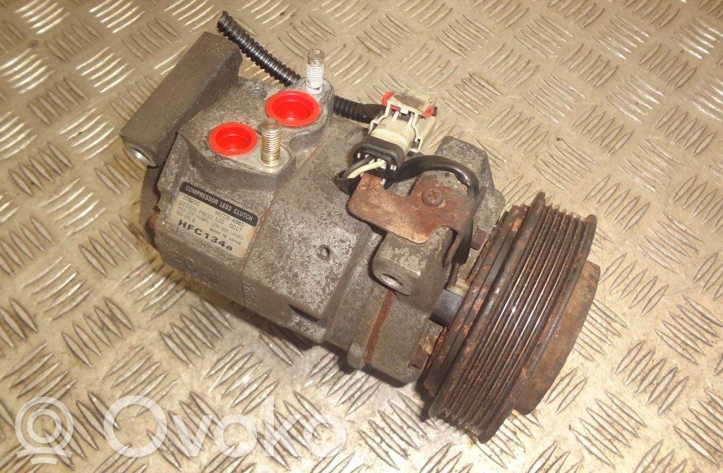 Chrysler Grand Voyager IV Air conditioning (A/C) compressor (pump) 