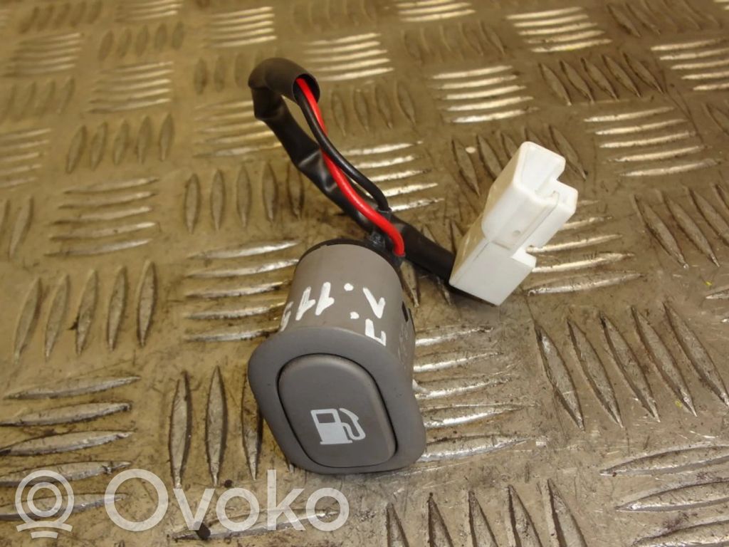 KIA Carnival Fuel tank opening switch 
