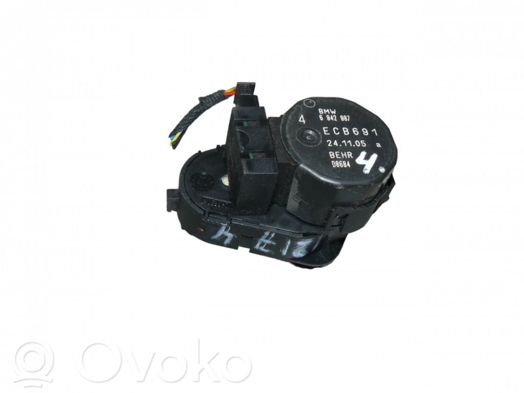 Oro sklendės varikliukas   ECB691,6942987,64116942987,D8684