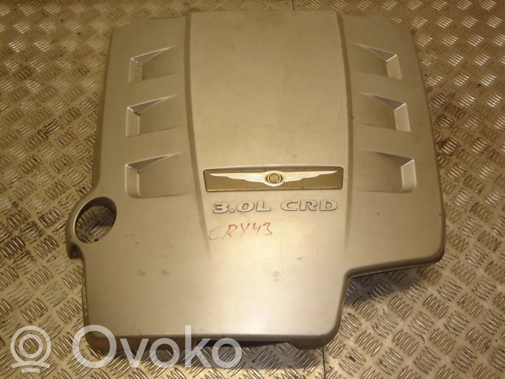 Chrysler 300 - 300C Engine cover (trim) 