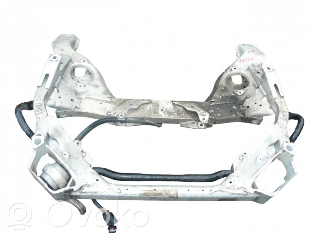 BMW 3 E90 E91 Priekinis traversas 