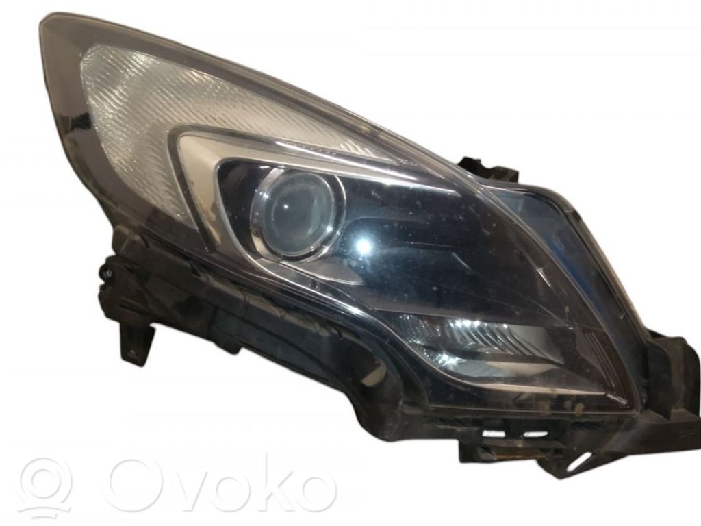 Chevrolet Zafira C Lampa przednia 