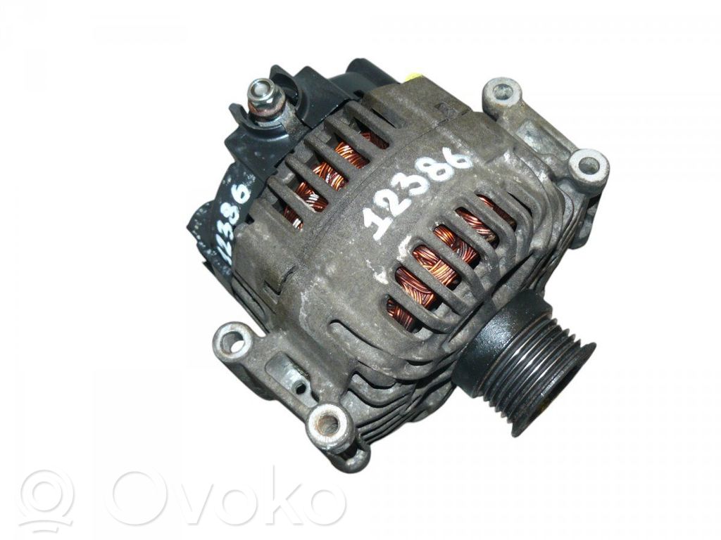 Mercedes-Benz C W204 Alternator 