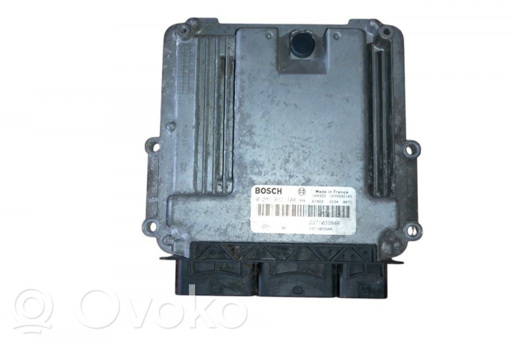 Opel Vivaro Engine control unit/module 