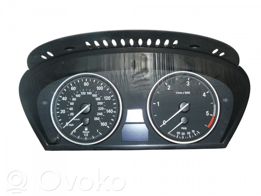 BMW X5 E70 Speedometer (instrument cluster) 
