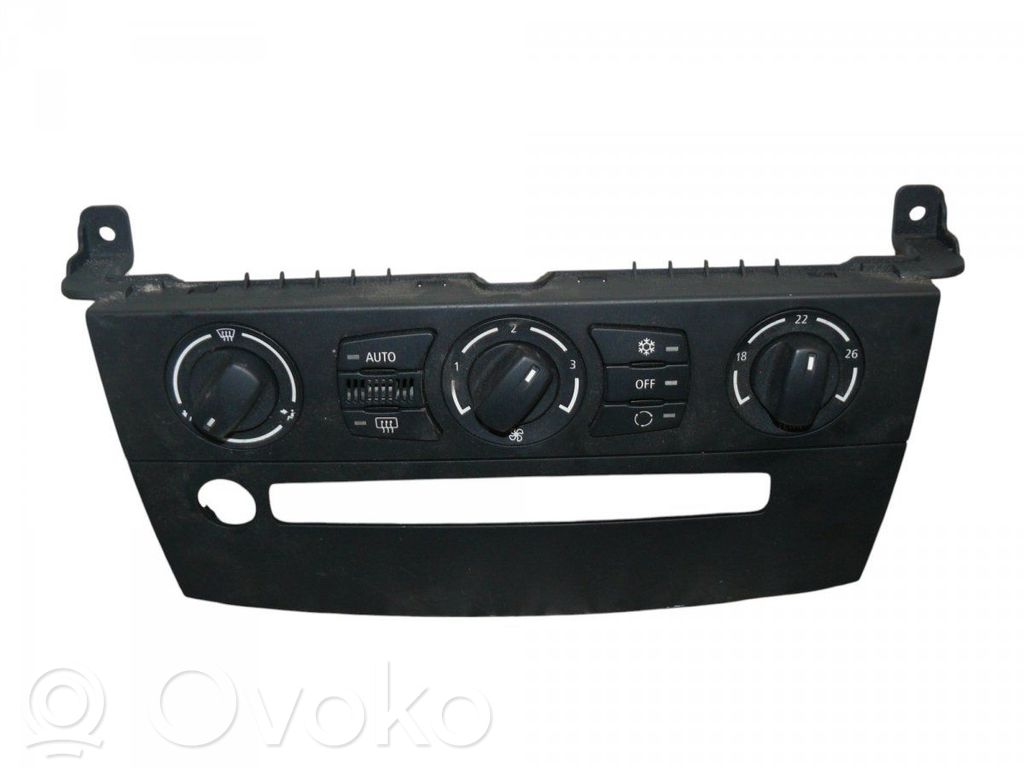 BMW 5 E60 E61 Climate control unit 
