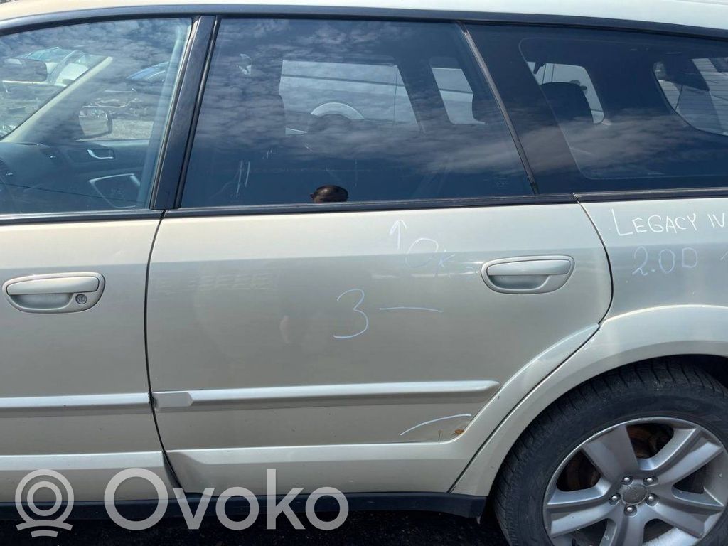 Subaru Legacy Galinės durys 