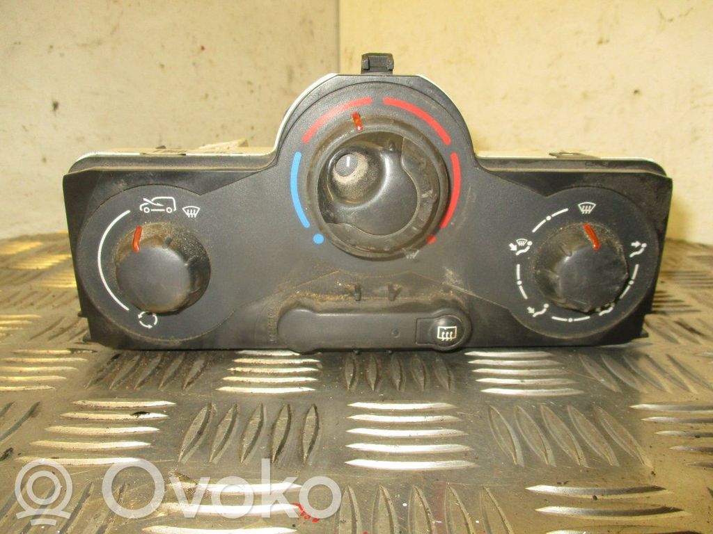 Climate control unit   5F2140100