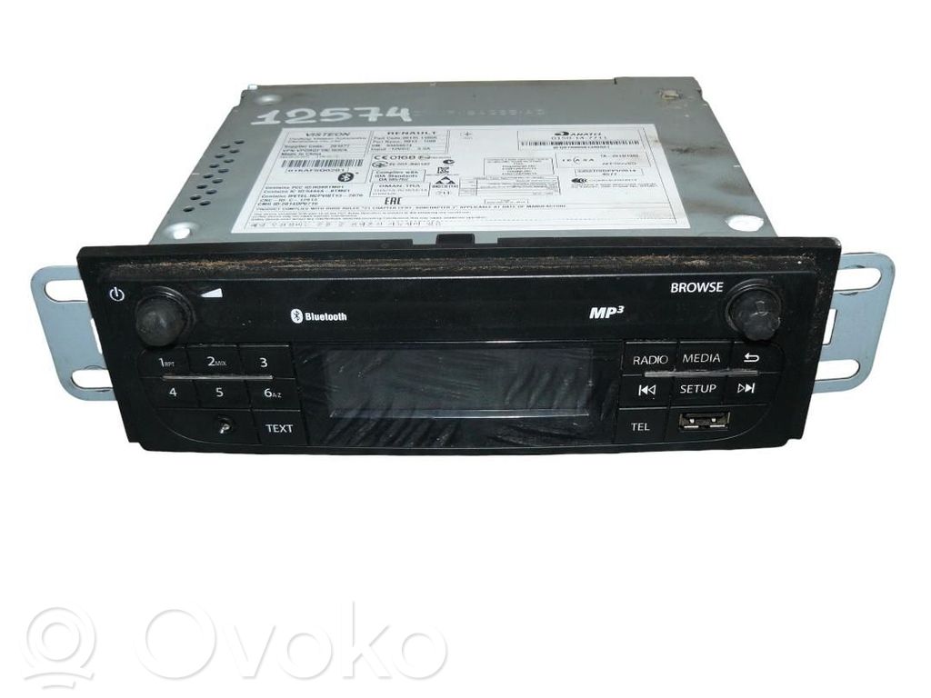 Renault Trafic III (X82) Panel / Radioodtwarzacz CD/DVD/GPS 