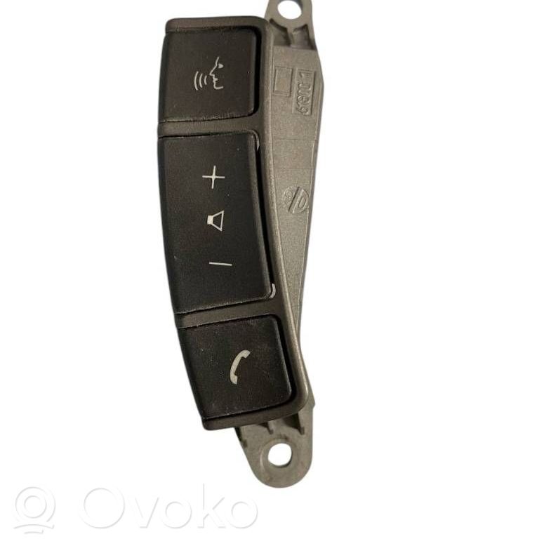 BMW 7 E65 E66 Boutons / interrupteurs volant 