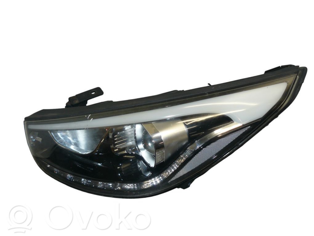 Hyundai ix35 Headlight/headlamp 