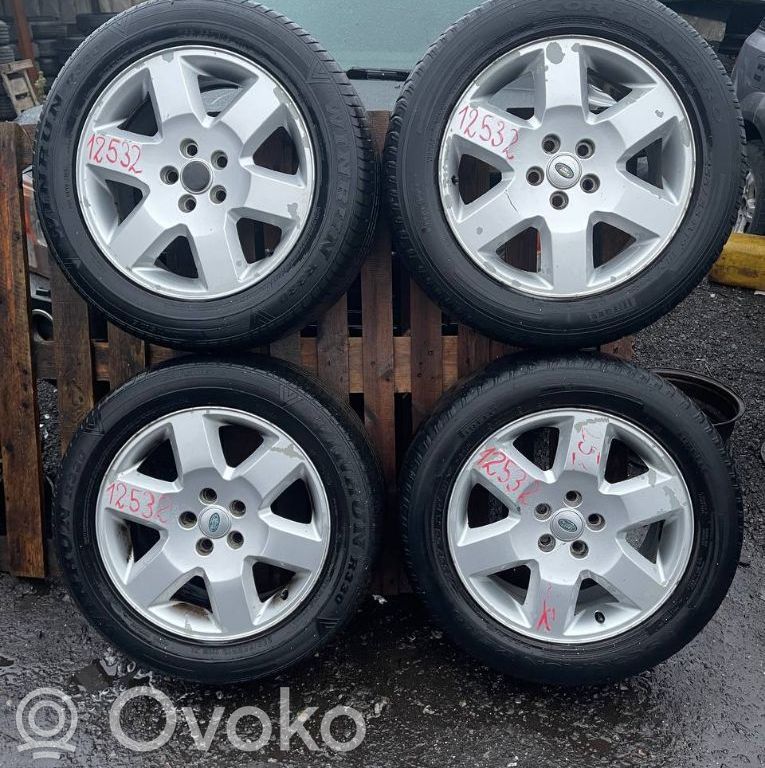 Land Rover Discovery 3 - LR3 R19 lengvojo lydinio ratlankis (-iai) 