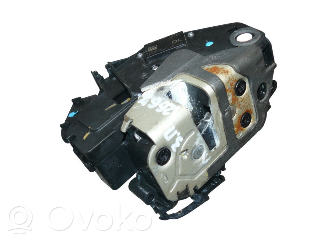 Ford Fiesta Aizmugurē slēdzene 