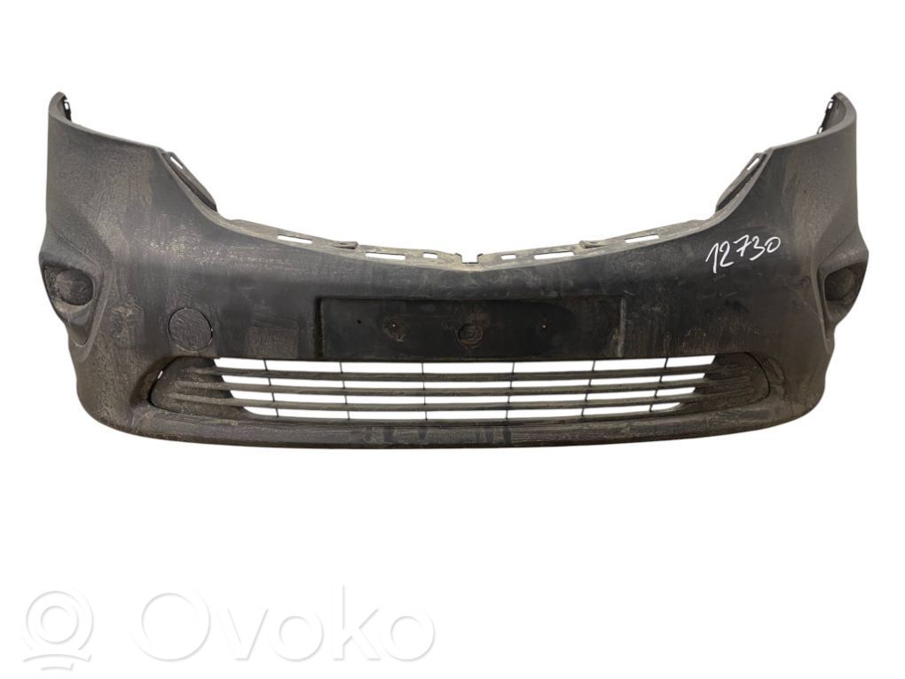 Opel Vivaro Parachoques delantero 