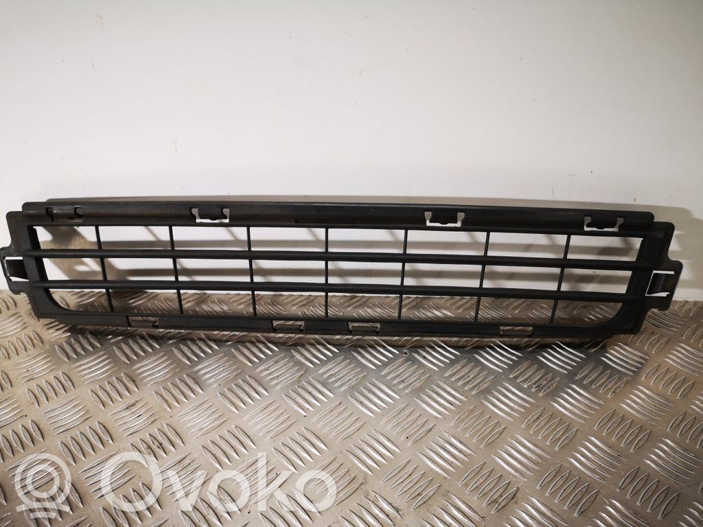 Front bumper   30744911