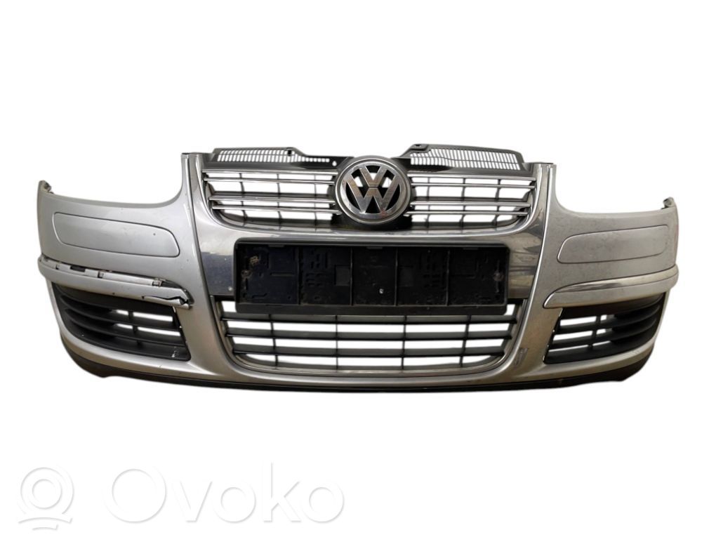 Volkswagen PASSAT B6 Parachoques delantero 