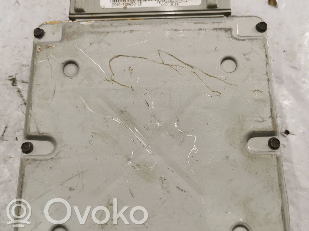 Ford Focus Engine control unit/module 