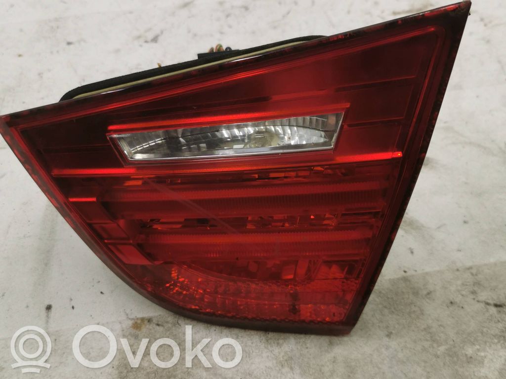 Tailgate rear/tail lights   218402,SL135V15W