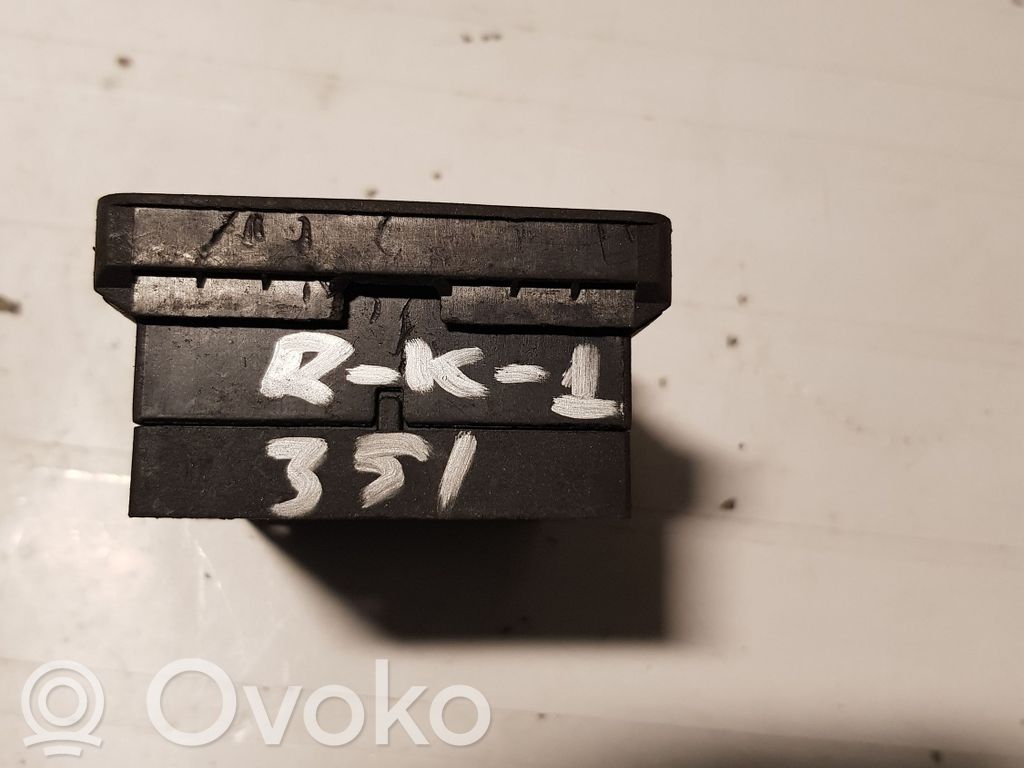 Electric window control switch   1374491