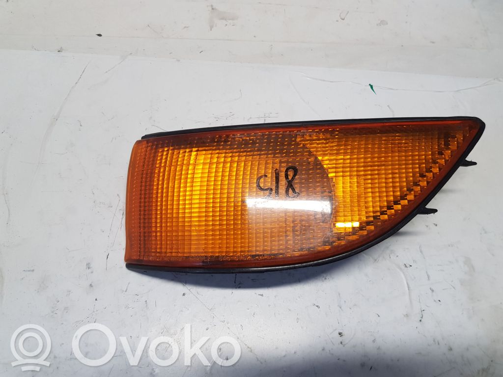 Mitsubishi Lancer Kierunkowskaz przedni 