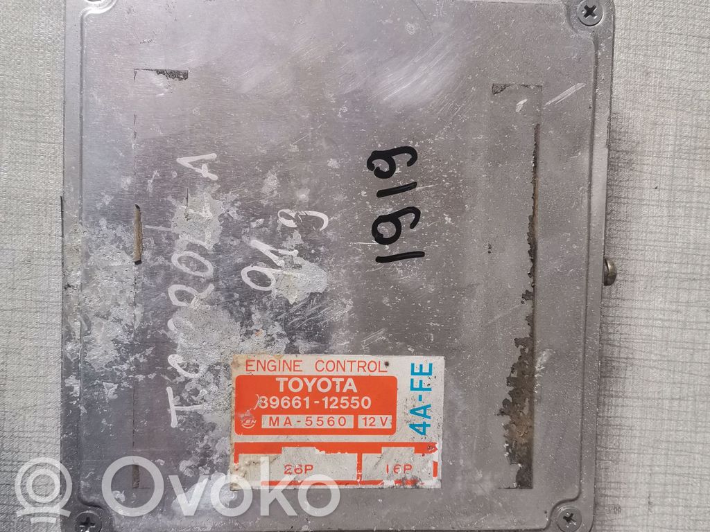 Toyota Corolla E90 Unidad de control/módulo del motor 