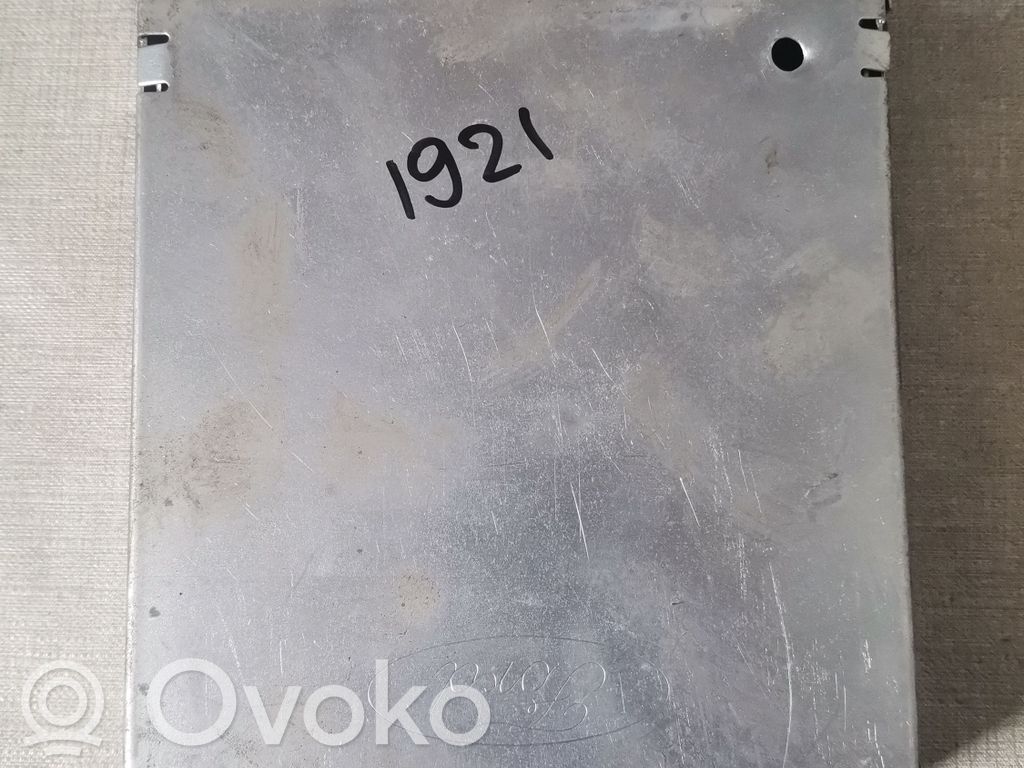 Ford Mondeo MK I Moottorin ohjainlaite/moduuli 