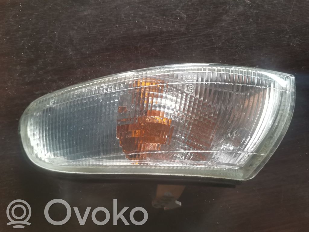 Mazda 626 Front indicator light 