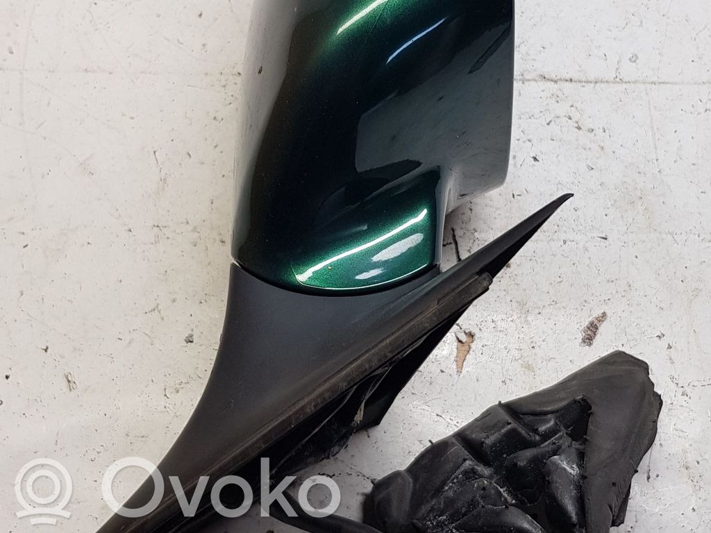 Audi A4 S4 B5 8D Etuoven sähköinen sivupeili 