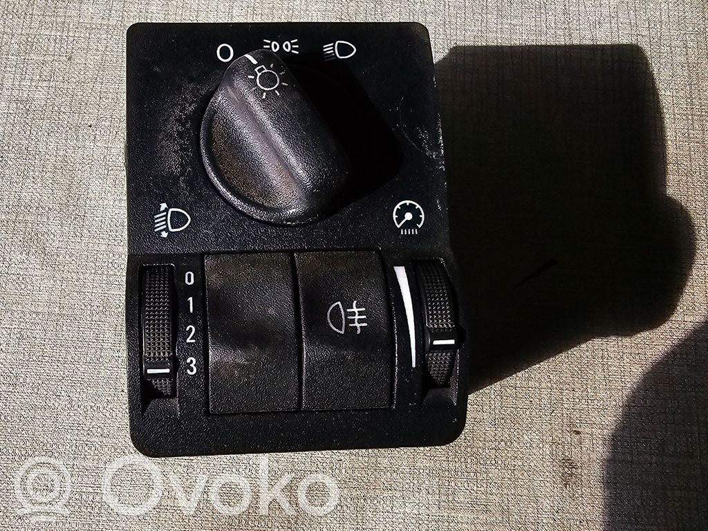 Opel Astra G Interruptor de luz 
