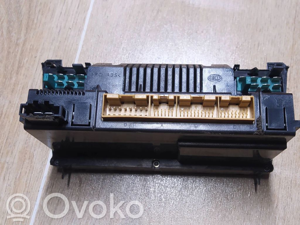 Audi A6 S6 C5 4B Climate control unit 