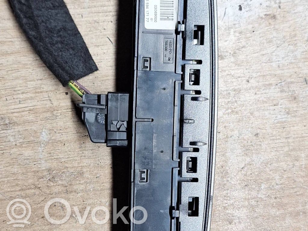 Peugeot 308 Botón interruptor de luz de peligro 