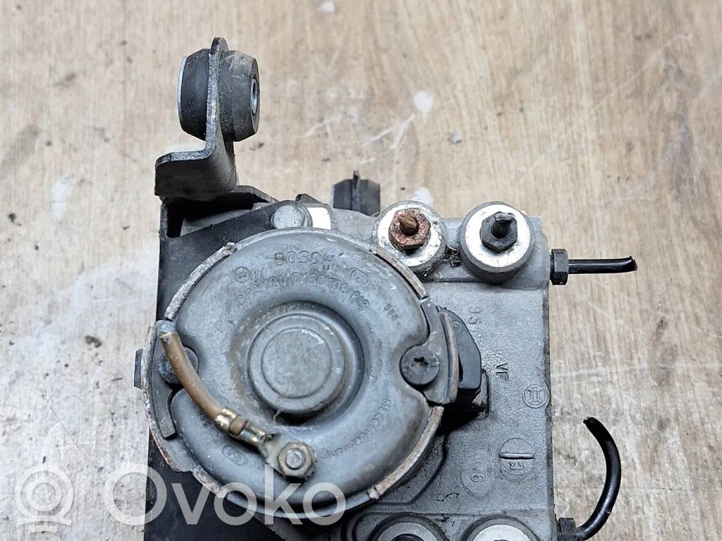 Audi A6 S6 C5 4B ABS-pumppu 